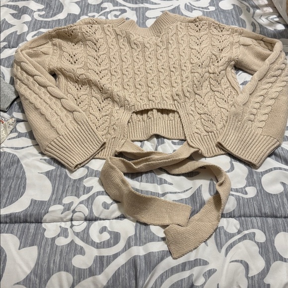Women's Cable Knit Sweater - Cream - Picture 2 of 2